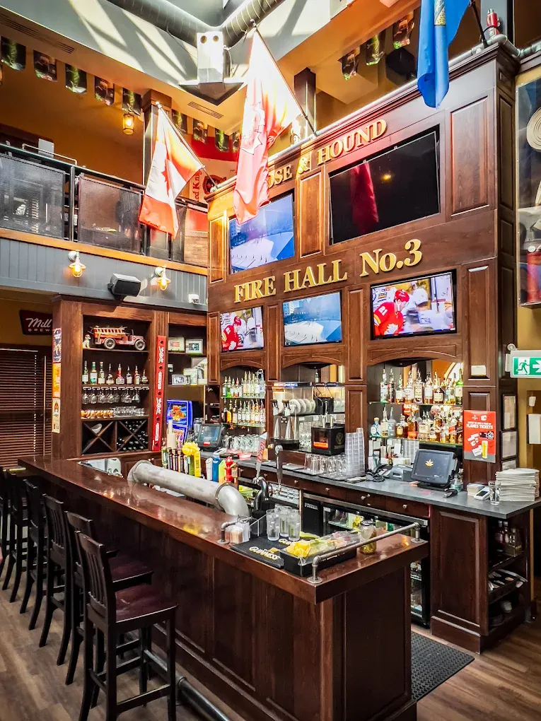 Bar and drinks